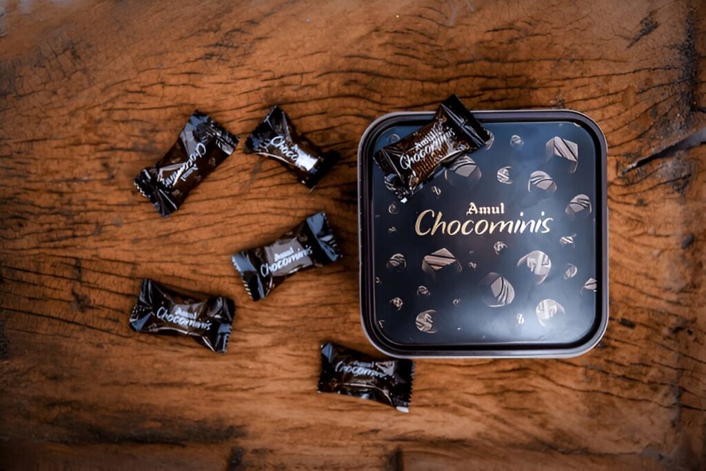 amul chocolate box, silk chocolate, milk chocolate, chocolate day